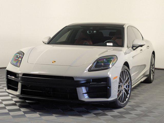 2025 Porsche Panamera 4S E-Hybrid's photo