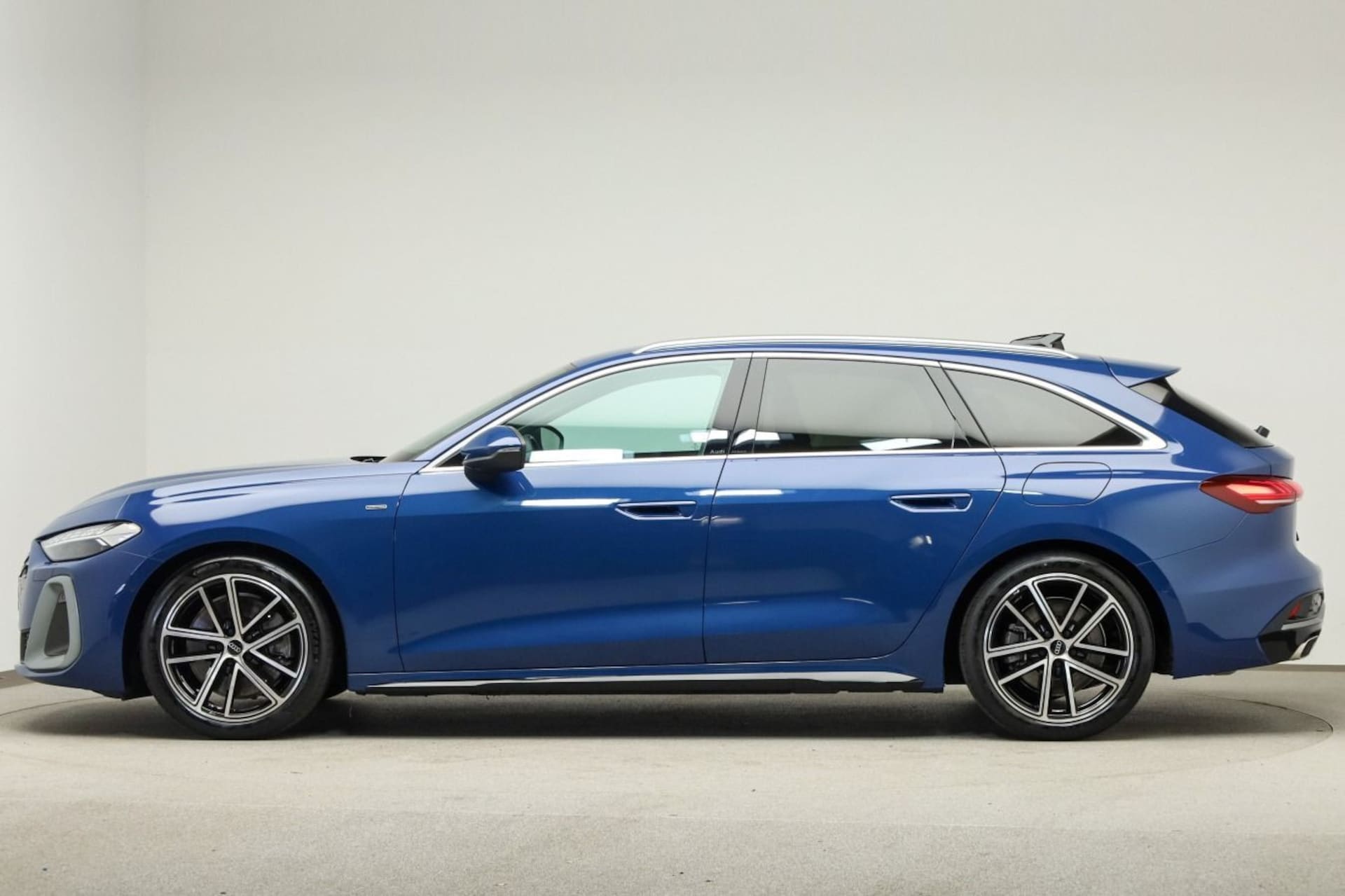 Audi A5 Avant e-hybrid