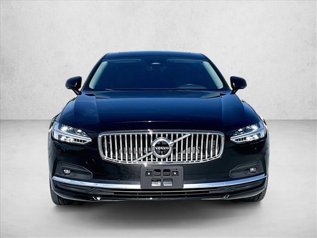 2023 Volvo S90