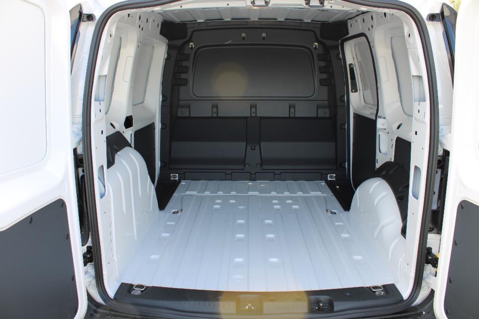Volkswagen Caddy Cargo – Bild 6