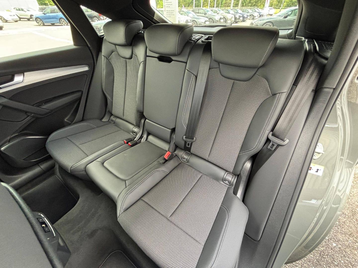 Image about Audi Q5 Sportback TFSI e Black Edition 50 TFSI e Hybride rechargeable quattro220(299)kW(ch)S tronic