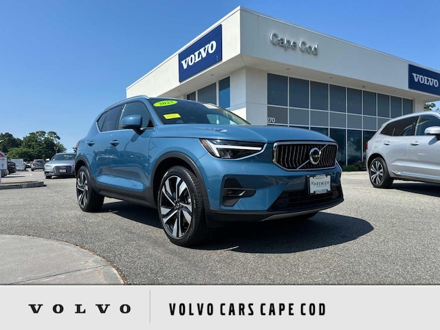 2023 Volvo XC40