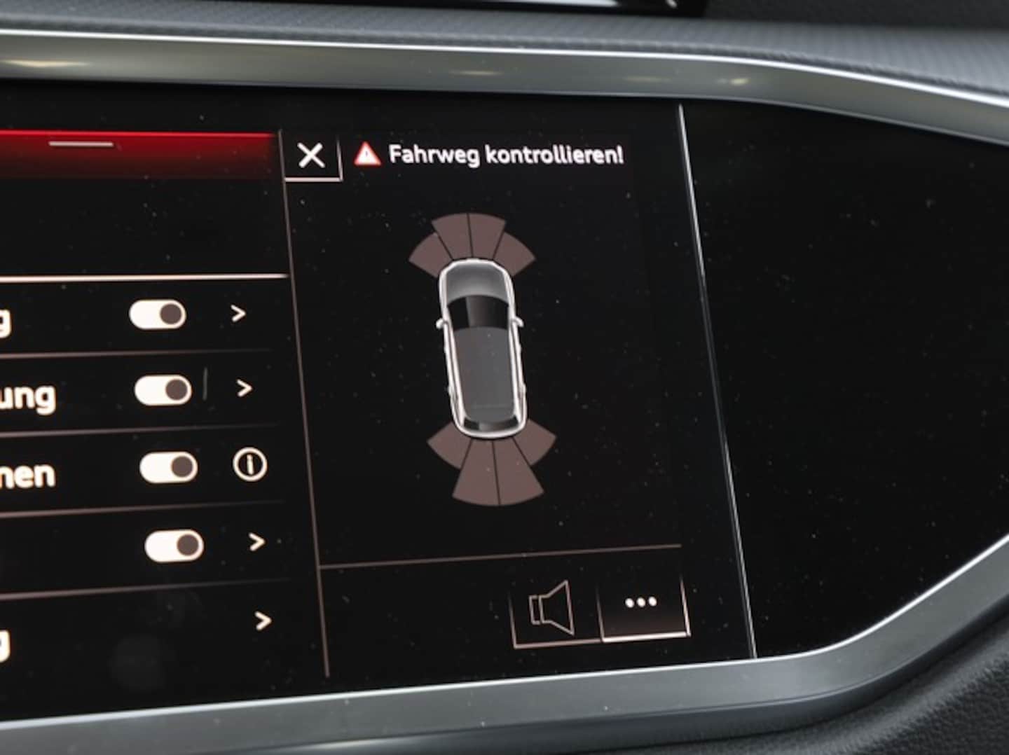 Bild über Audi Q3 TDI 110 kW S tronic - für weitere Informationen kontaktieren Sie den Audi Partner