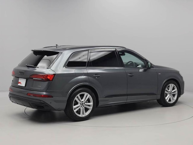 Audi Q7 55 TFSI quattro S line 250(340) kW(PS) tiptronic for more details contact your dealer