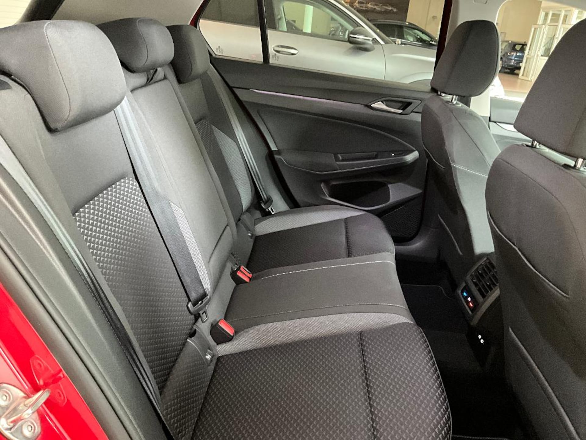 Volkswagen Golf Active