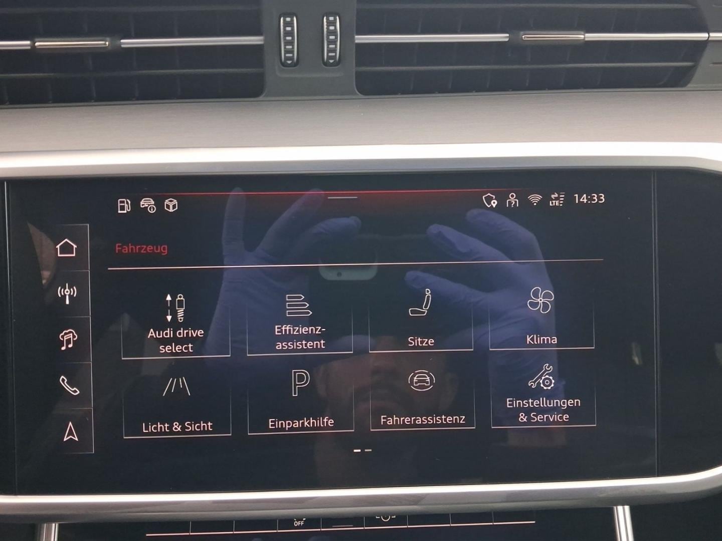 Bild über Audi S6 Avant TDI quattro tiptronic - für weitere Informationen kontaktieren Sie den Audi Partner
