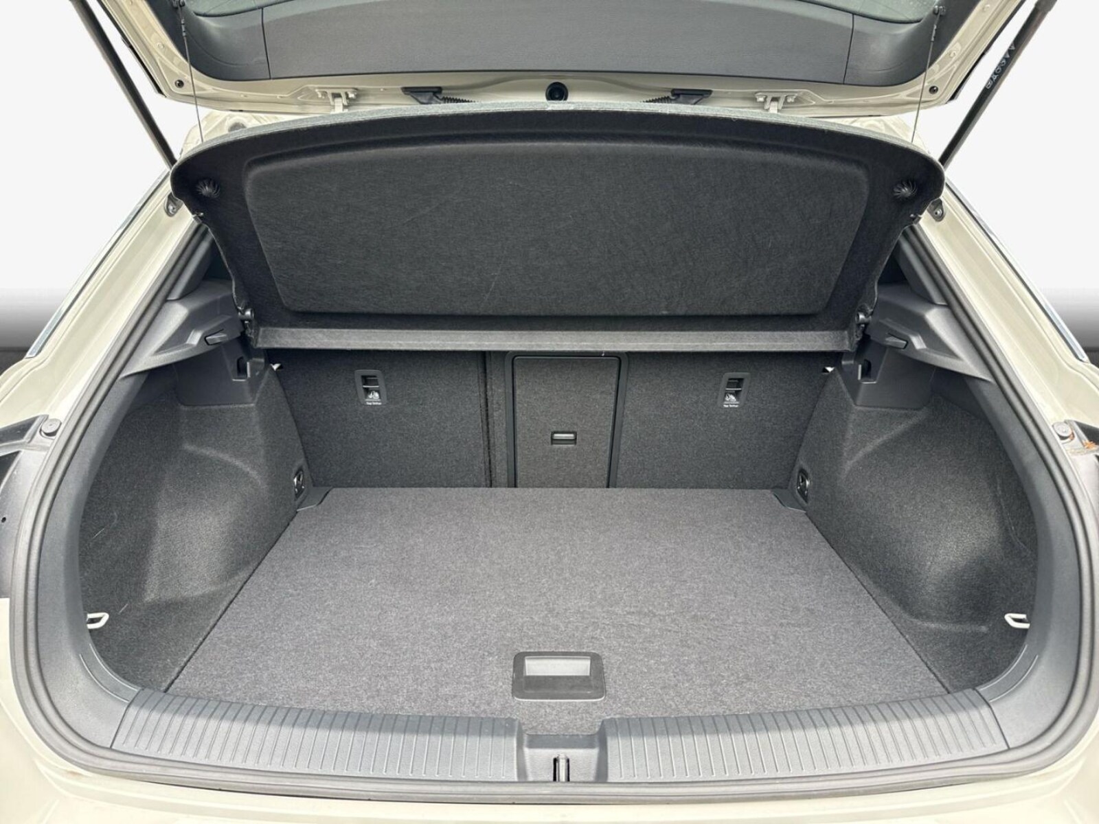 Volkswagen T-Roc – Bild 8