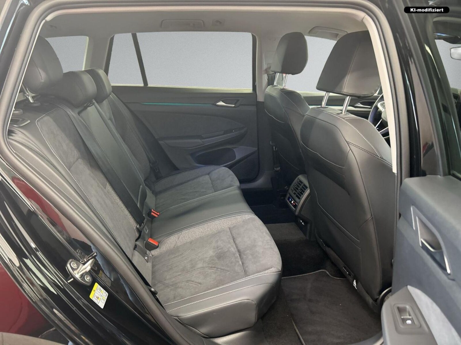 Volkswagen Golf Variant – Bild 14