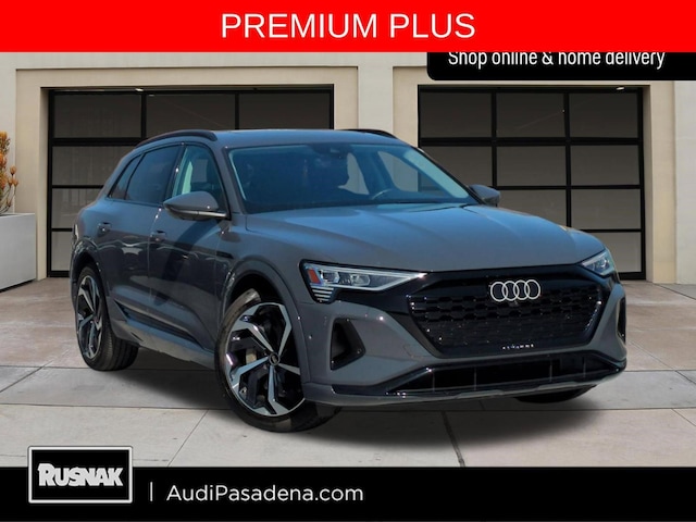 Photo of 2024 Audi Q8 e-tron