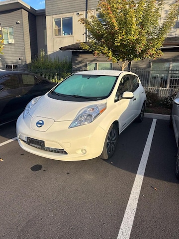 2016 Nissan LEAF SV