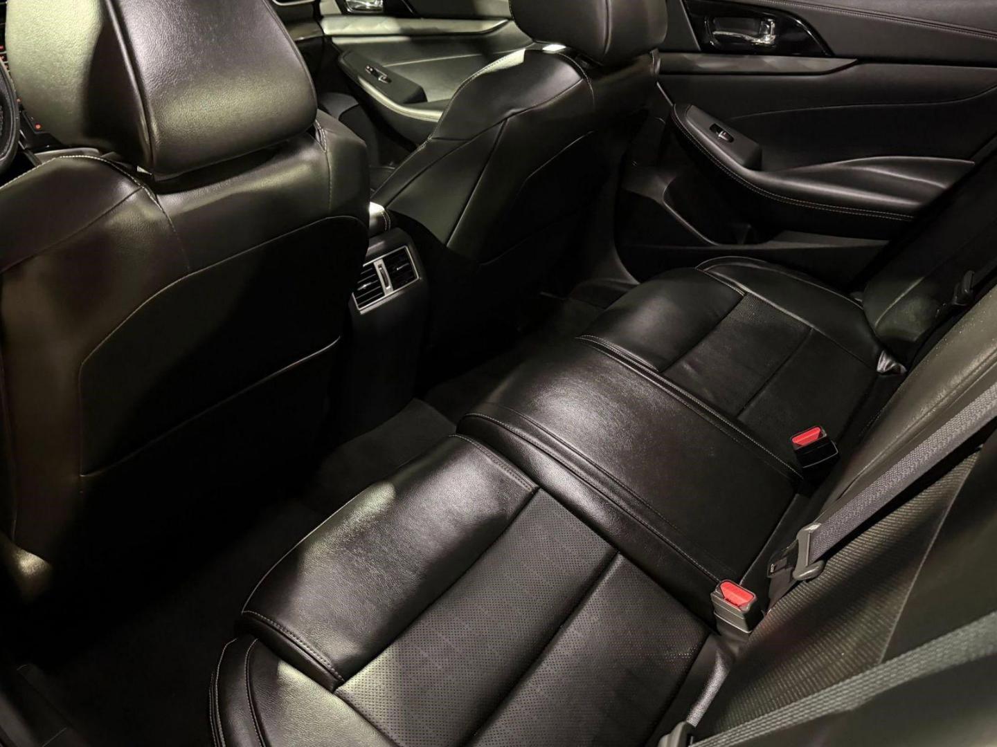 2023 Nissan Maxima SV - Photo 21