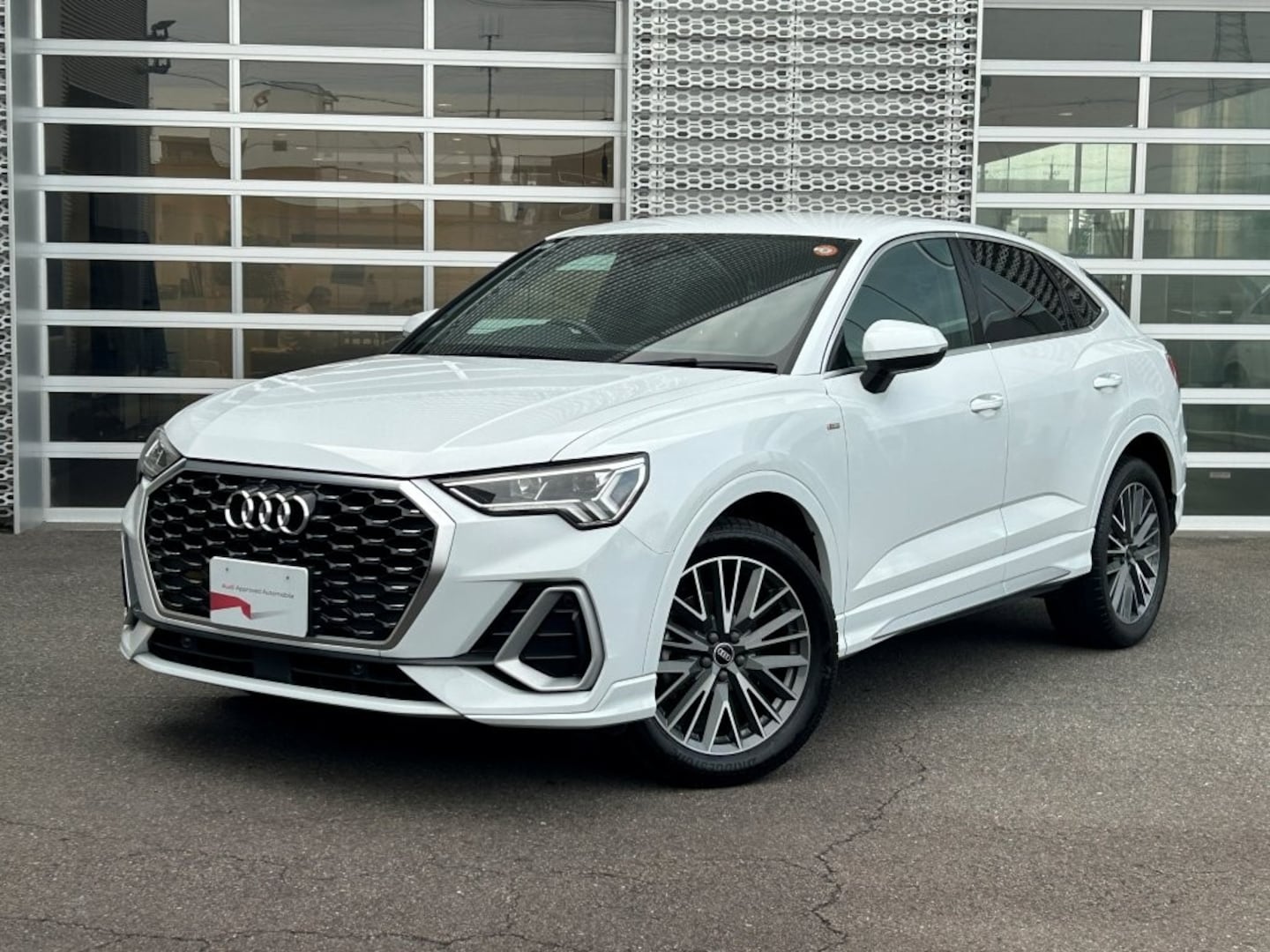 Audi Q3 Sportback 35 TFSI S line for more details contact your dealer