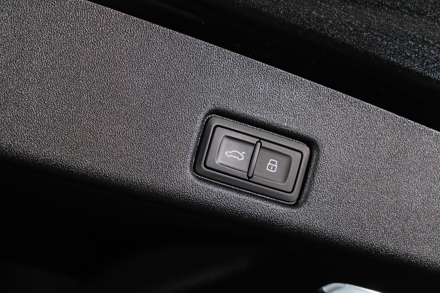 Image about Audi Q5 SUV TDI quattro 150 kW sport