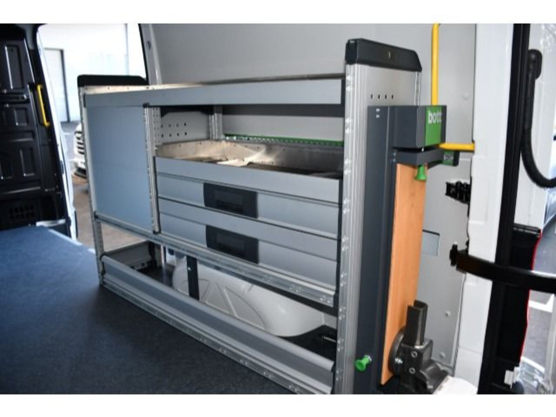 Volkswagen Crafter Kasten mittlerer Radstand