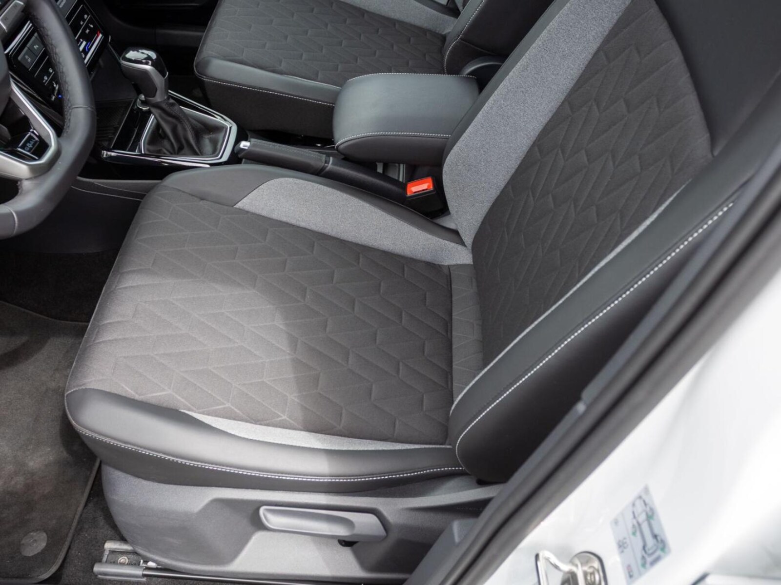 Volkswagen T-Cross – Bild 13