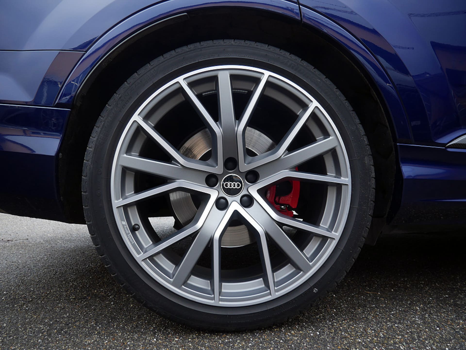 Audi SQ7 SUV