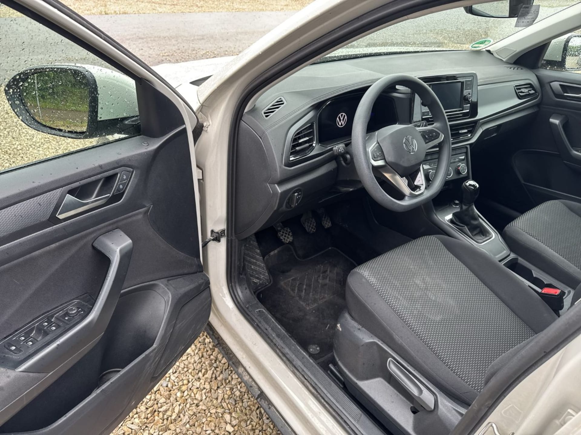 Volkswagen T-Roc Basis-Modell