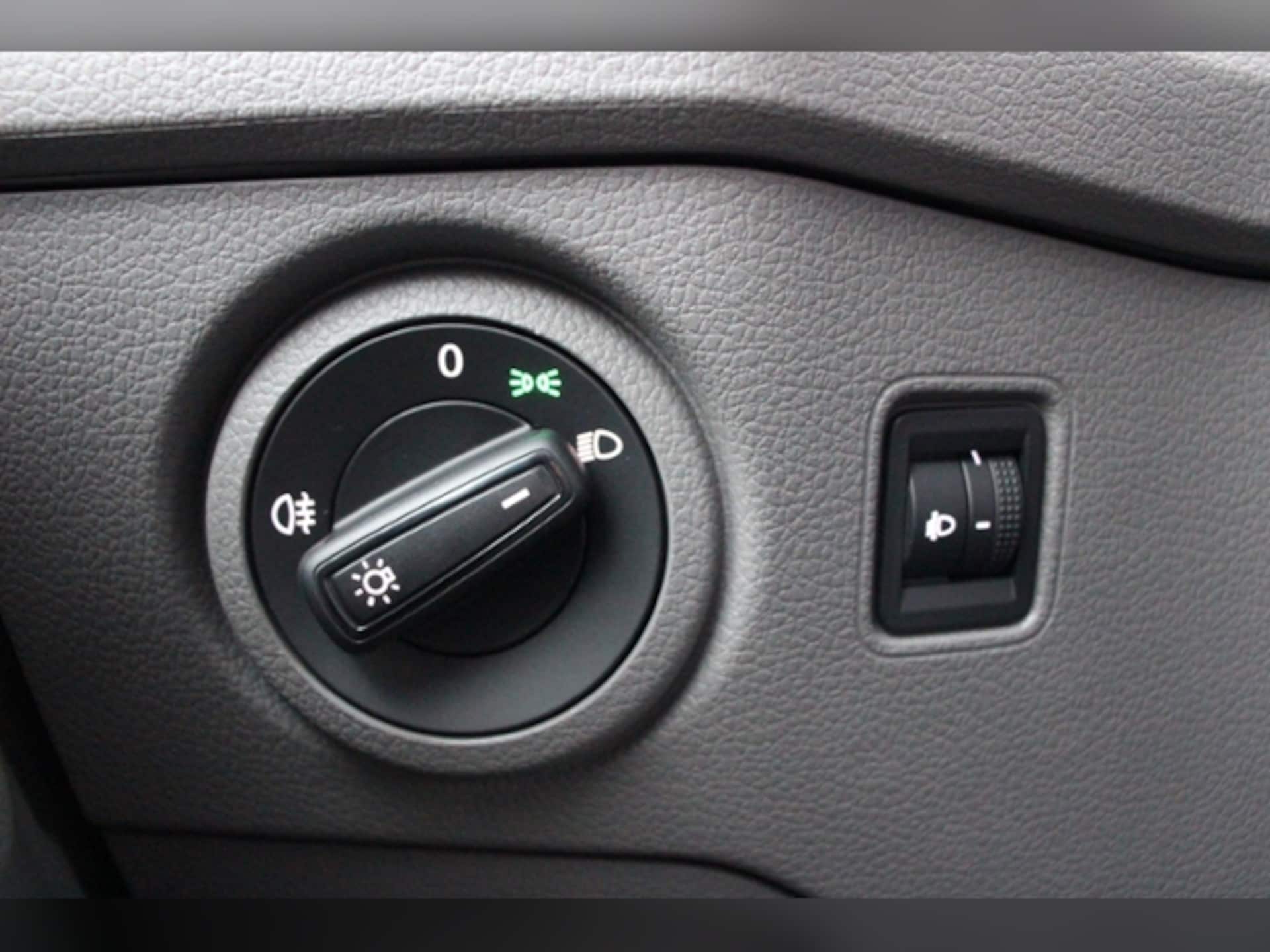 Volkswagen Crafter Kasten langer Radstand