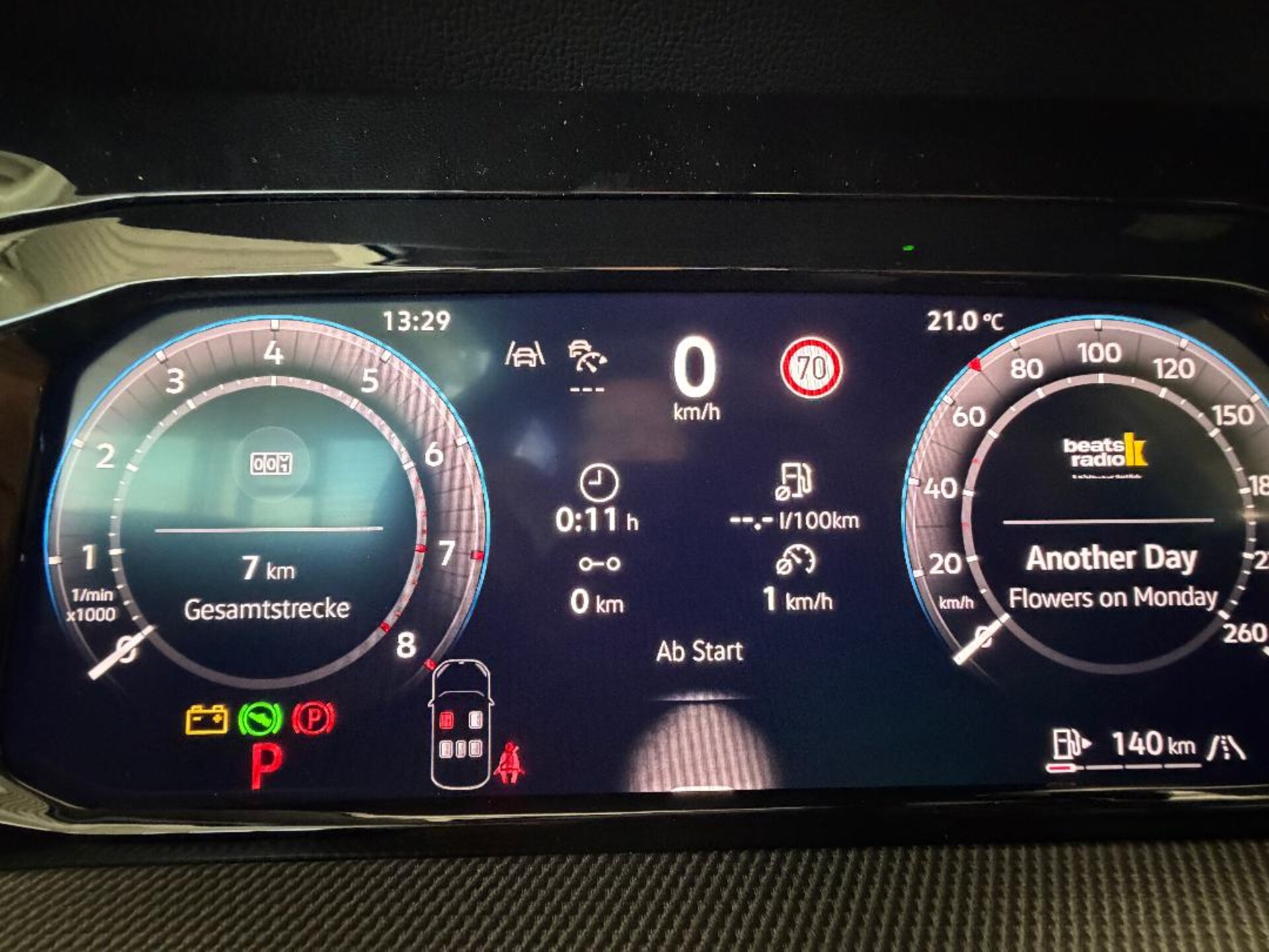 Volkswagen Golf Variant R-Line