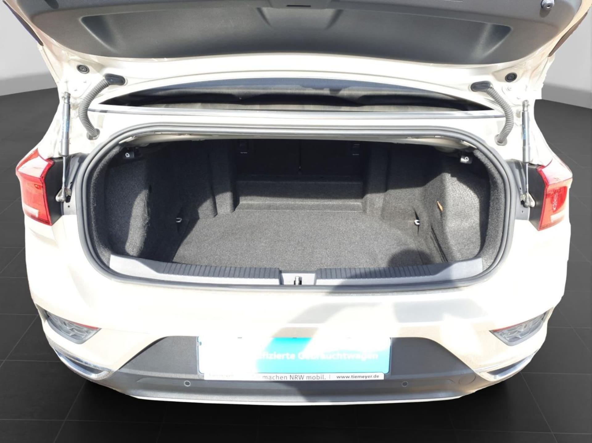 Volkswagen T-Roc Cabriolet Style
