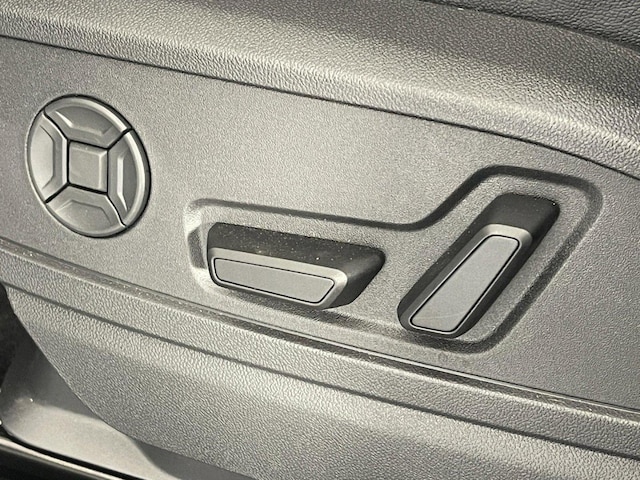 2025 Audi Q5 Premium - Photo 22