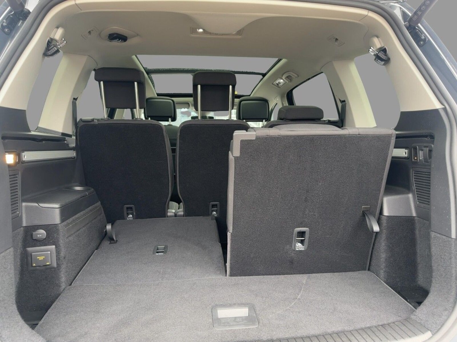Volkswagen Touran – Bild 6