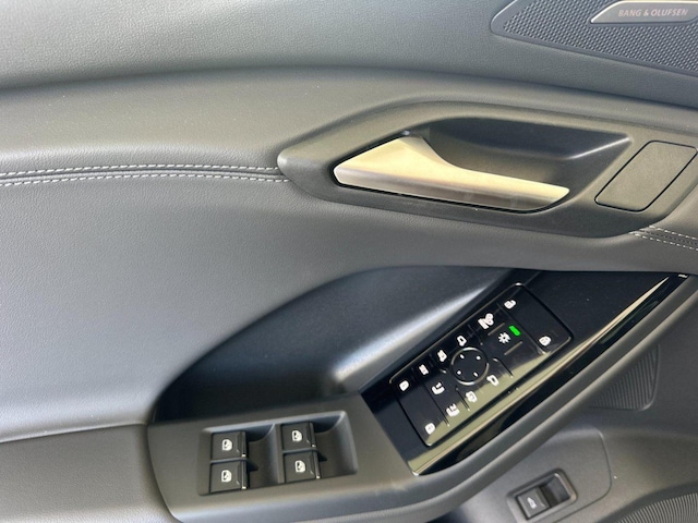 2027 Audi Q6 e-tron Prestige - Photo 10