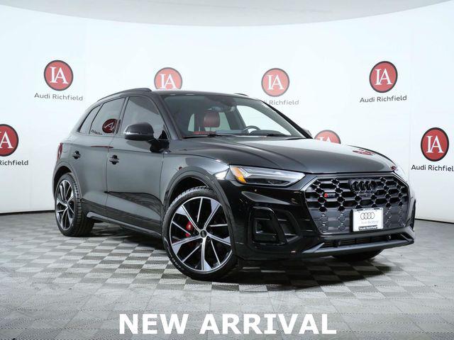 2023 Audi SQ5 Premium Plus's photo
