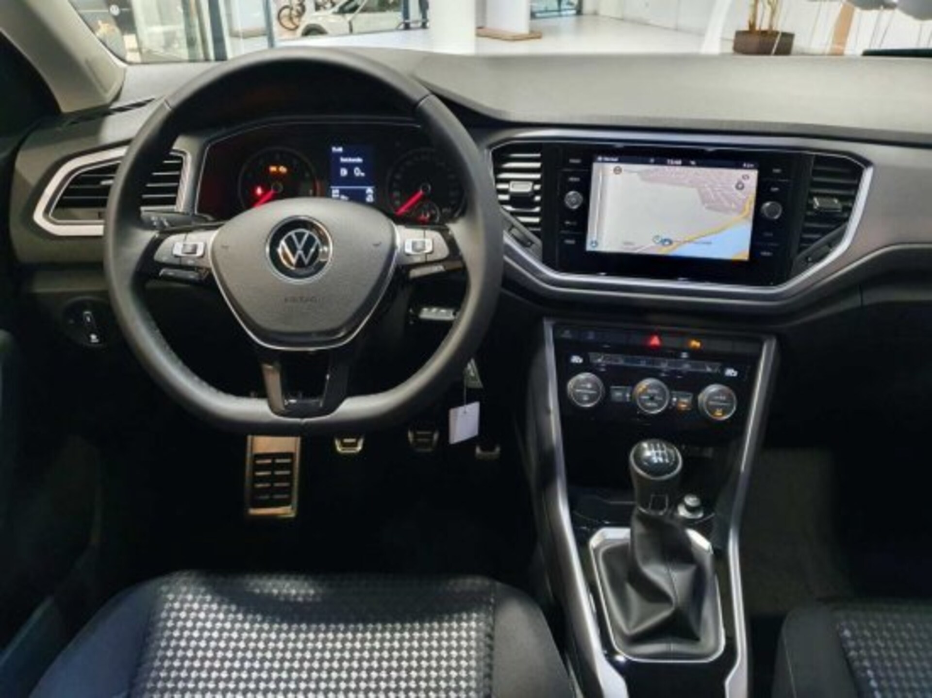 Volkswagen T-Roc Active
