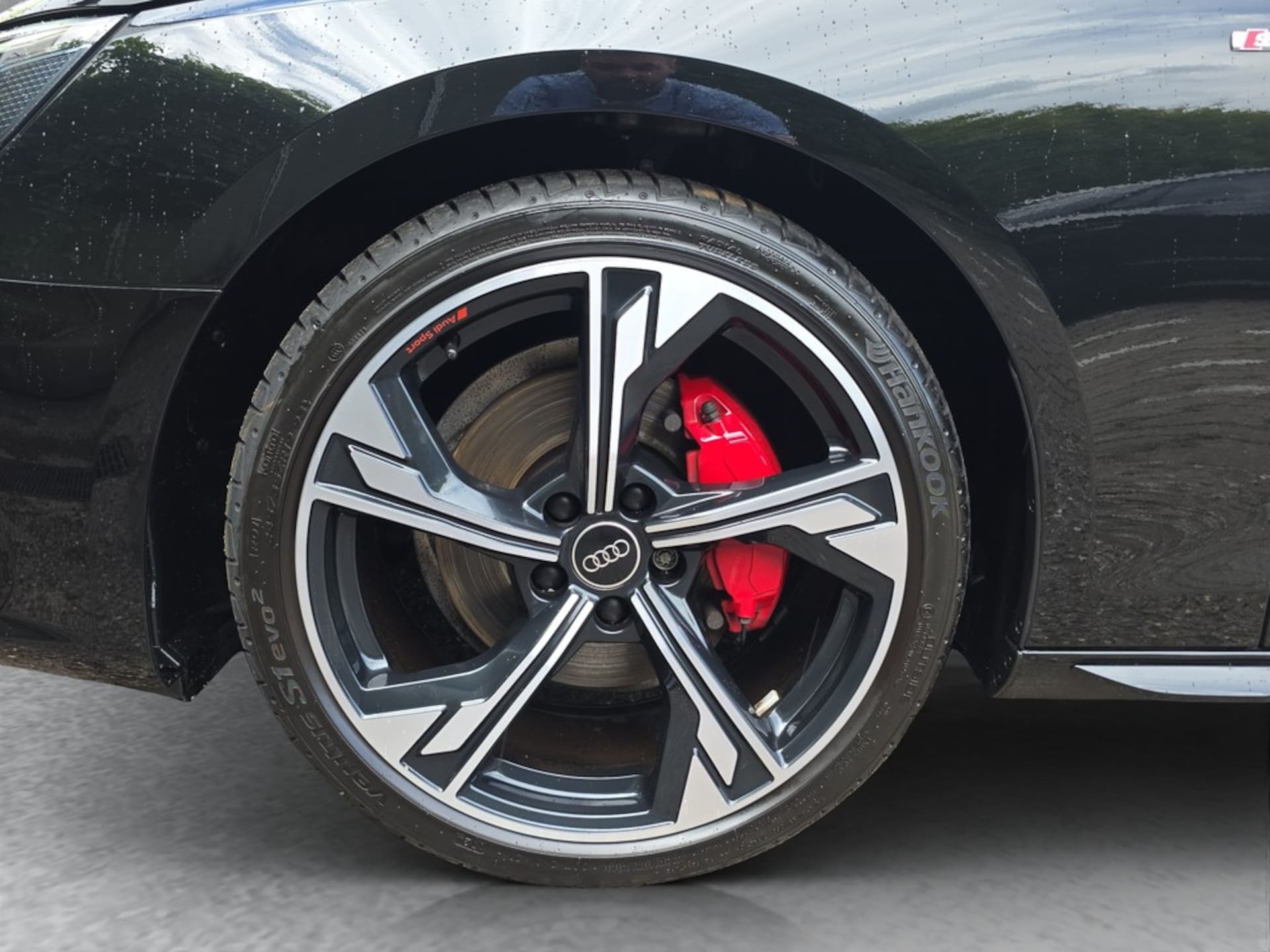 Audi A4 Avant S line