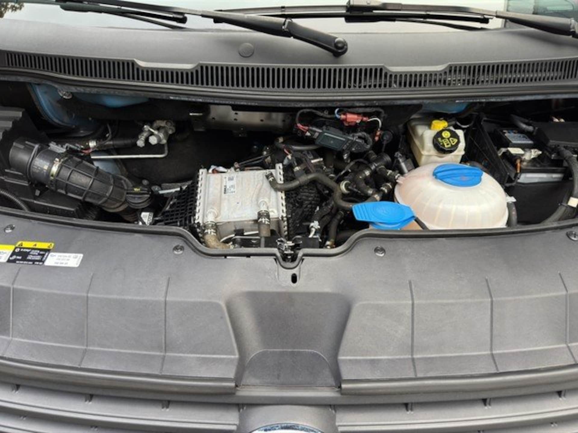 Volkswagen T6.1 Transporter Kasten kurzer Radstand