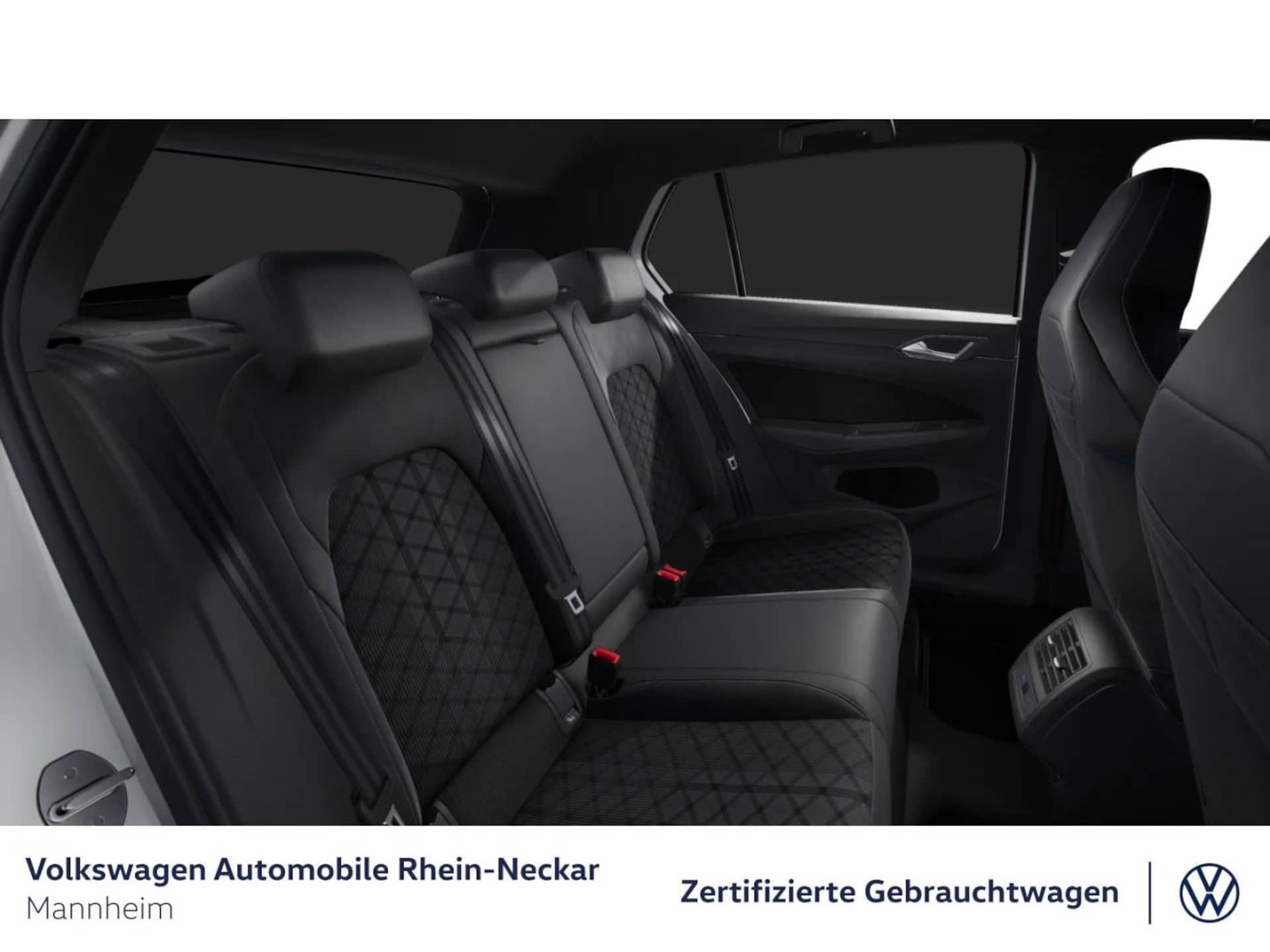 Volkswagen Golf R-Line