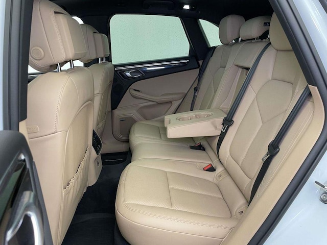 2025 Porsche Macan Base - Photo 19
