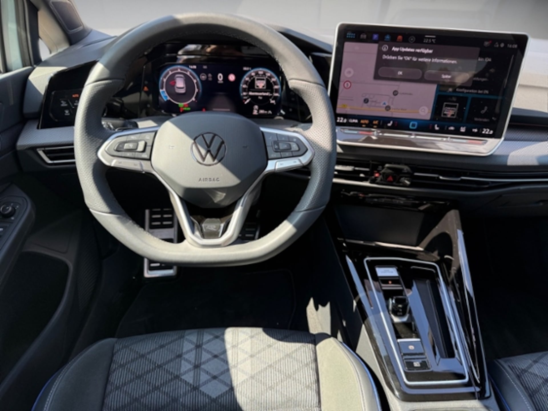 Volkswagen Golf R-Line