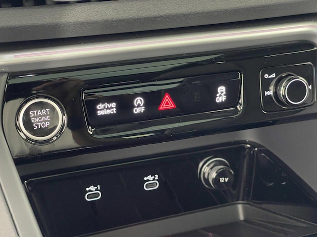 2025 Audi Q5 Premium - Photo 32