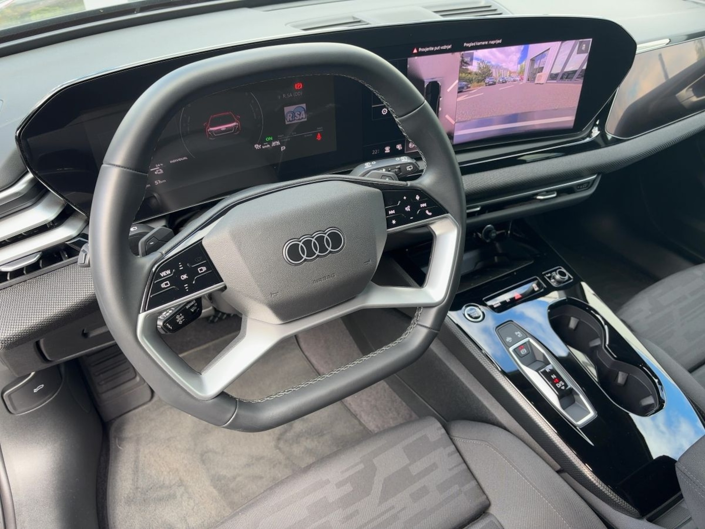 Bild über Audi A5 Avant e-hybrid e-hybrid quattro 220 kW S tronic - für weitere Informationen kontaktieren Sie den Audi Partner