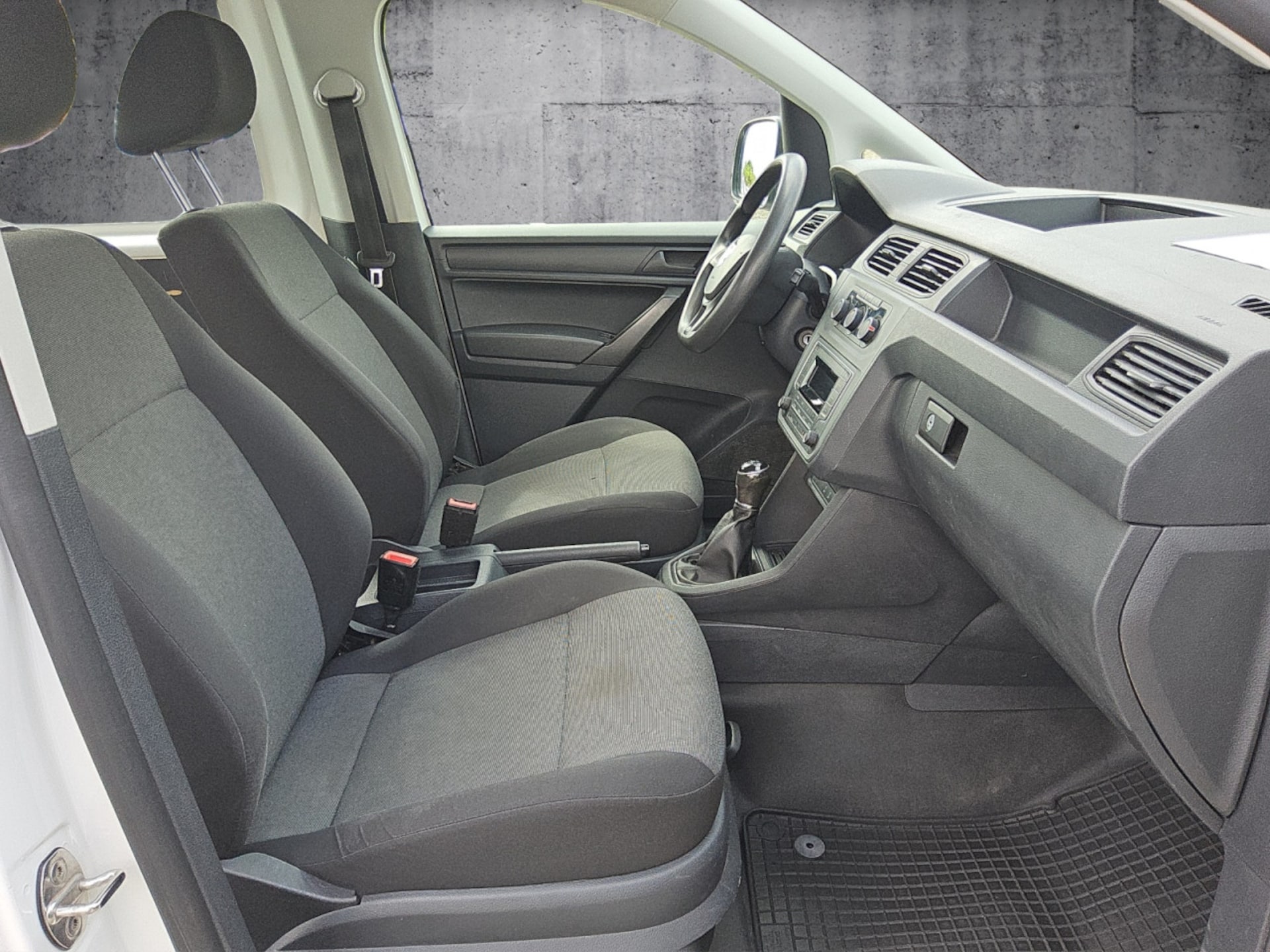 Volkswagen Caddy Kombi Basis-Modell