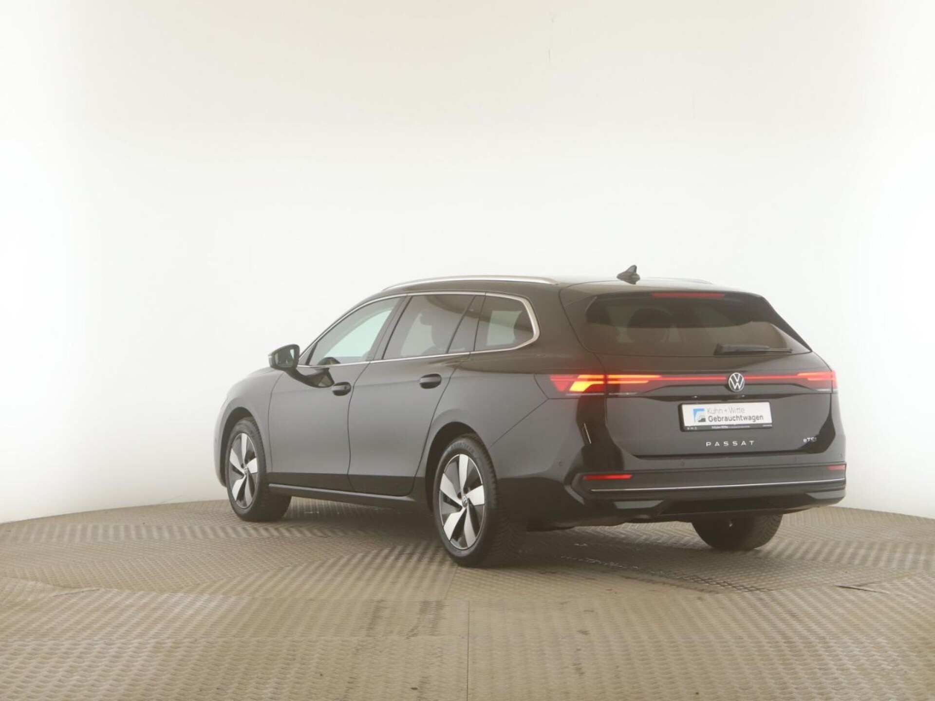 Volkswagen Passat Business