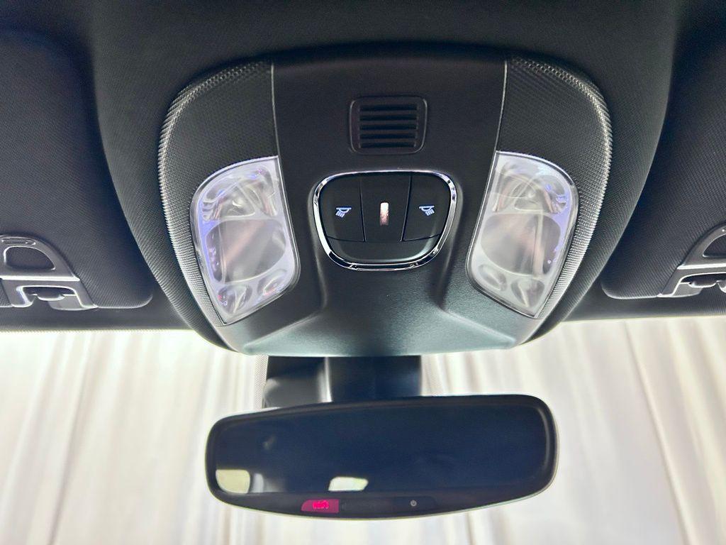 2024 Jeep Compass Limited - Photo 17