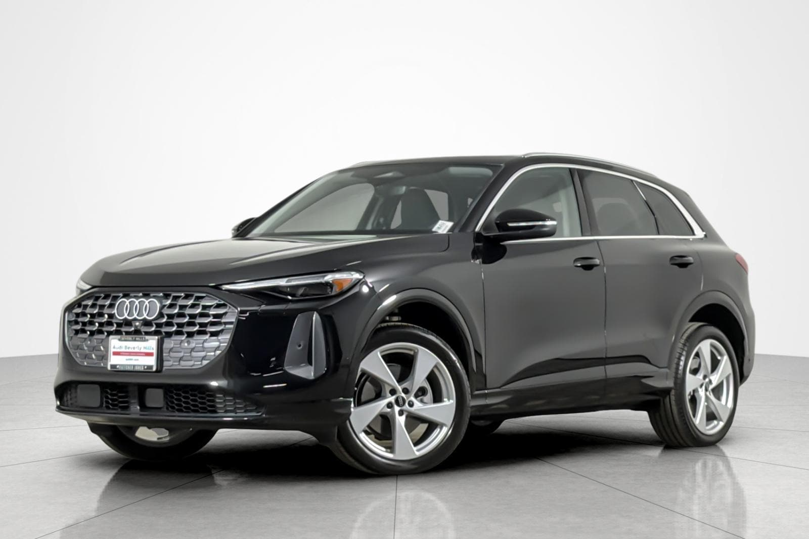 2025 Audi Q5 40 Premium Plus's photo