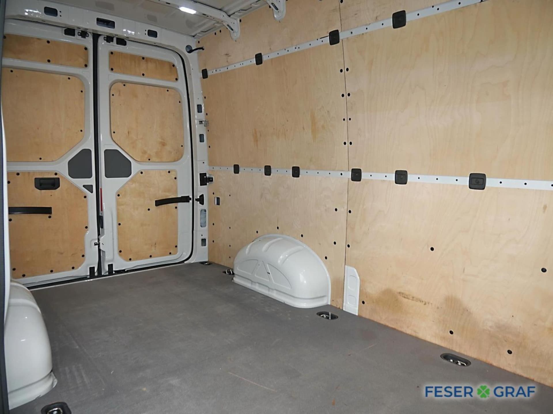 Volkswagen Crafter Kasten mittlerer Radstand