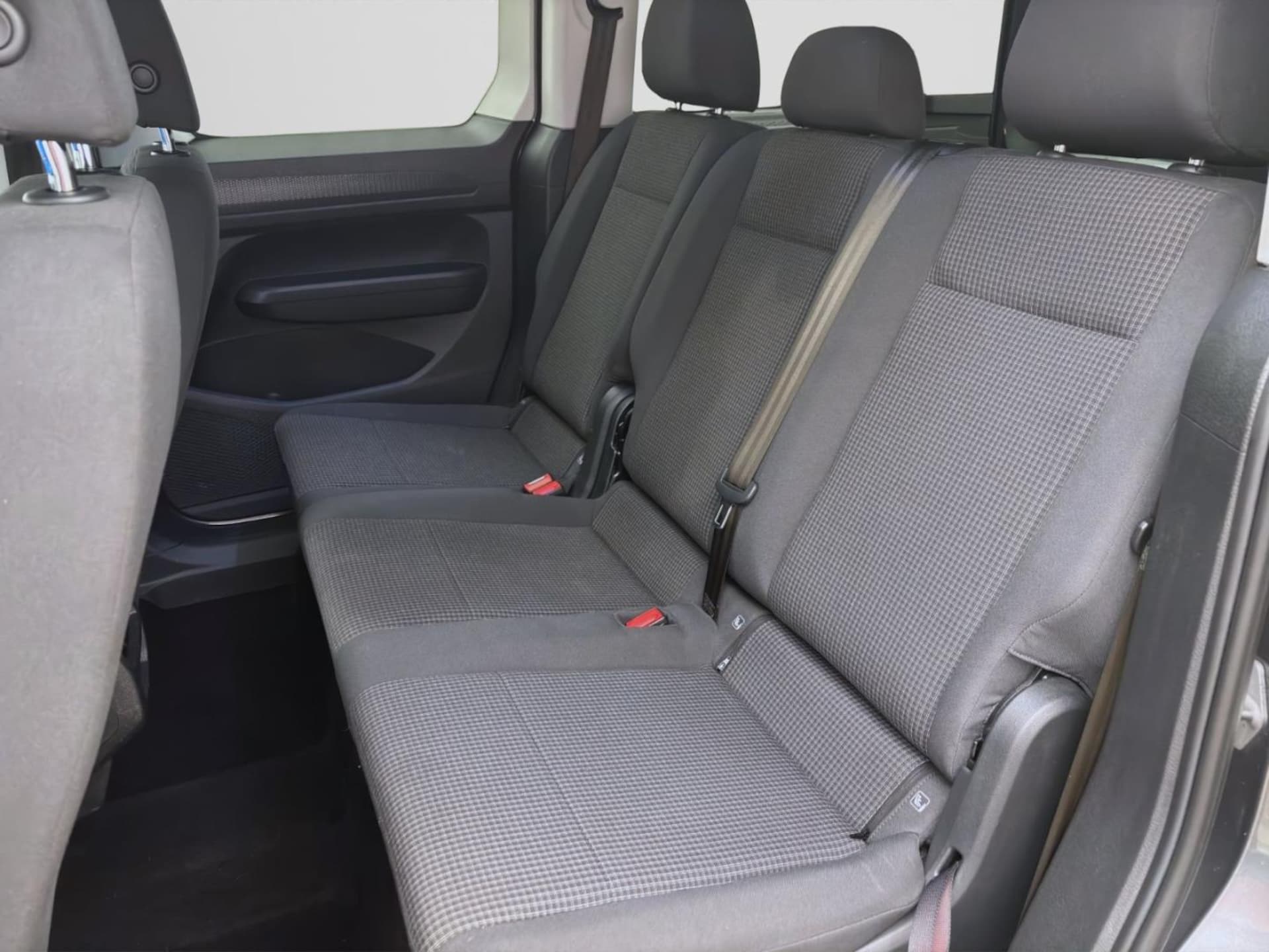Volkswagen Caddy Basis-Modell