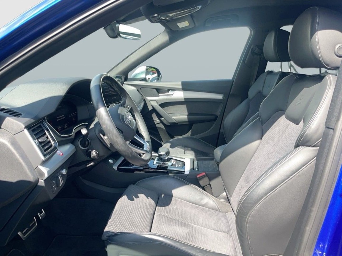 Bild über Audi SQ5 TDI tiptronic - für weitere Informationen kontaktieren Sie den Audi Partner