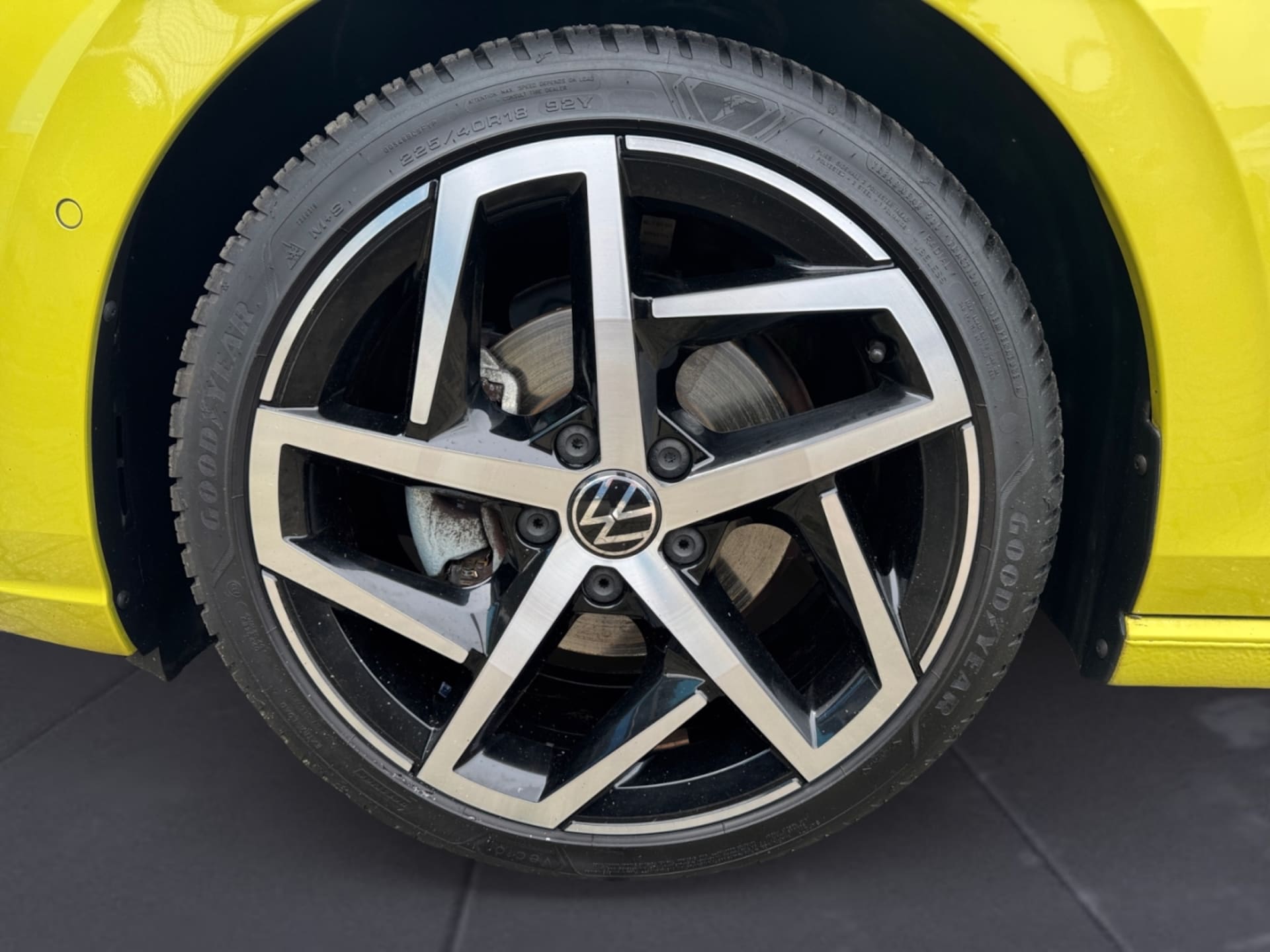 Volkswagen Golf Style