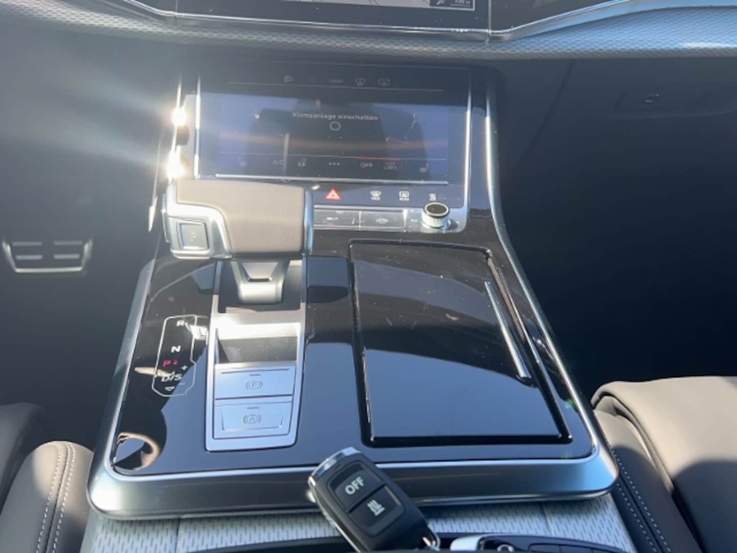 Bild über Audi Q7 SUV S line 50 TDI quattro tiptronic - für weitere Informationen kontaktieren Sie den Audi Partner