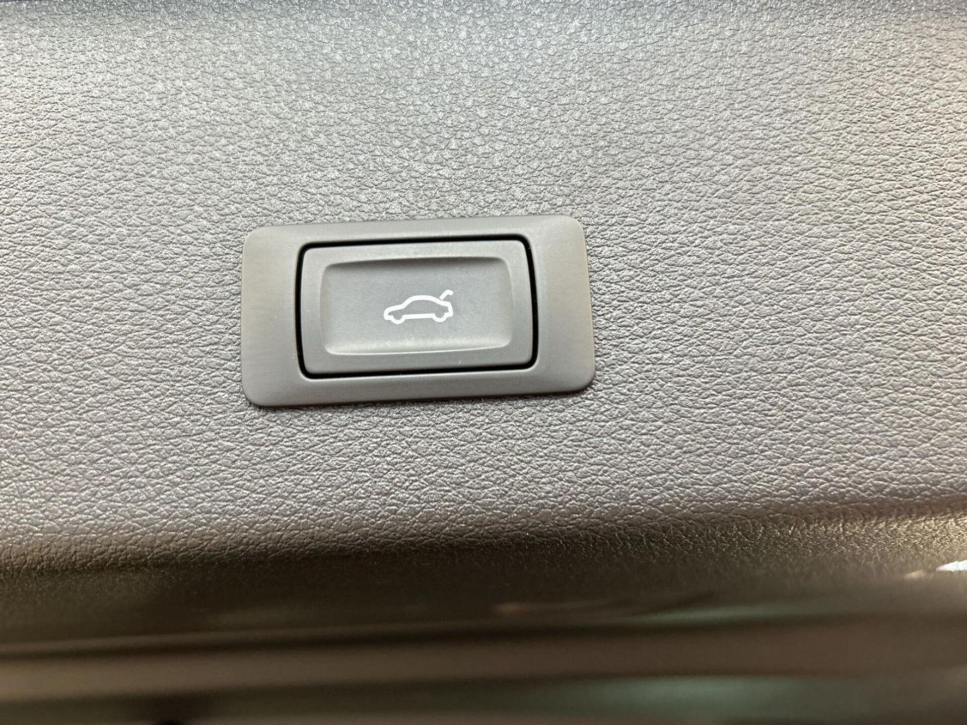 Audi e-tron Sportback advanced