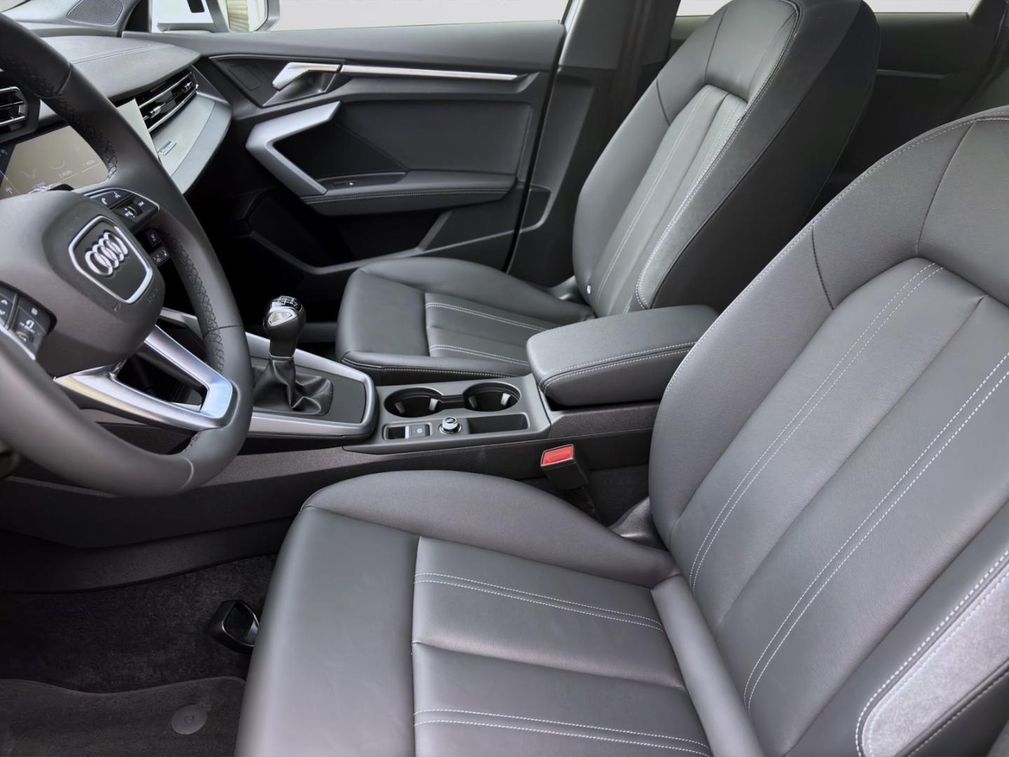 Bild über Audi A3 Sportback TFSI Schaltgetriebe - für weitere Informationen kontaktieren Sie den Audi Partner