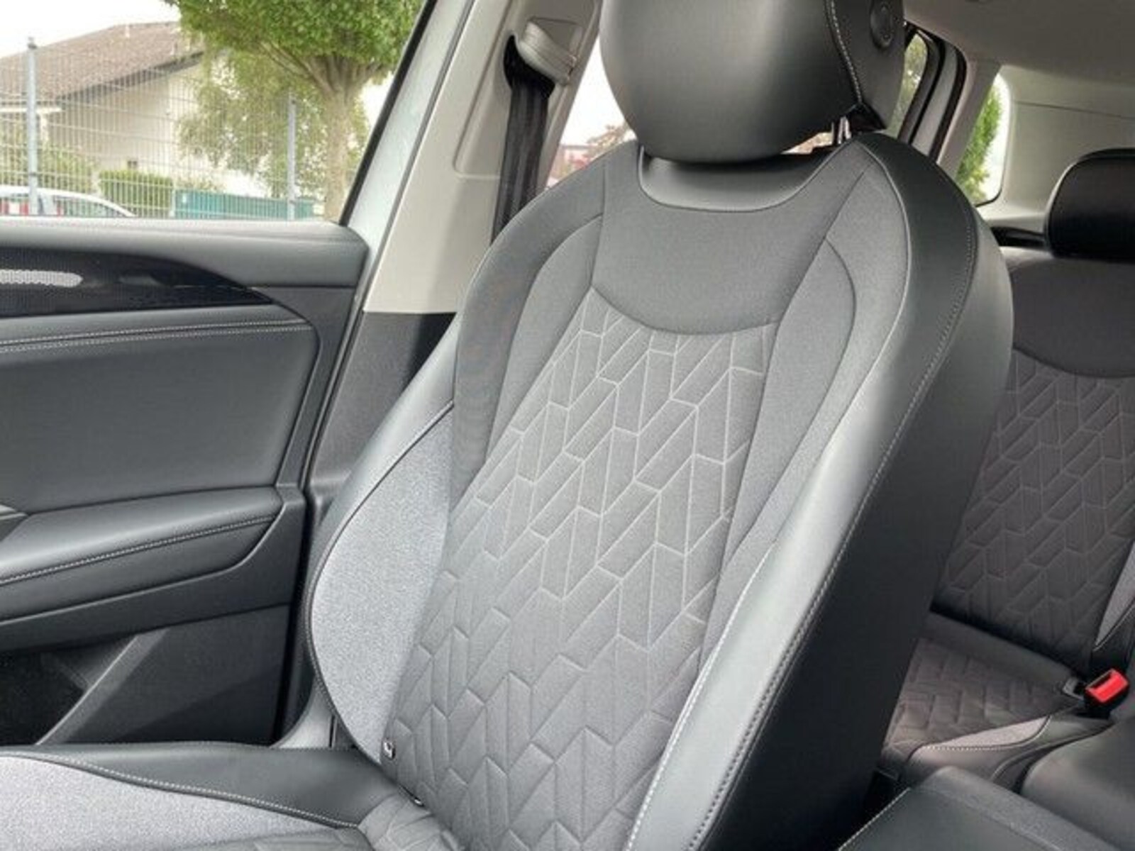 Volkswagen Tiguan – Bild 22