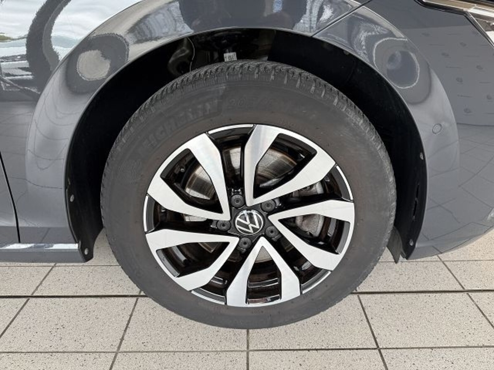 Volkswagen Golf Variant – Bild 9