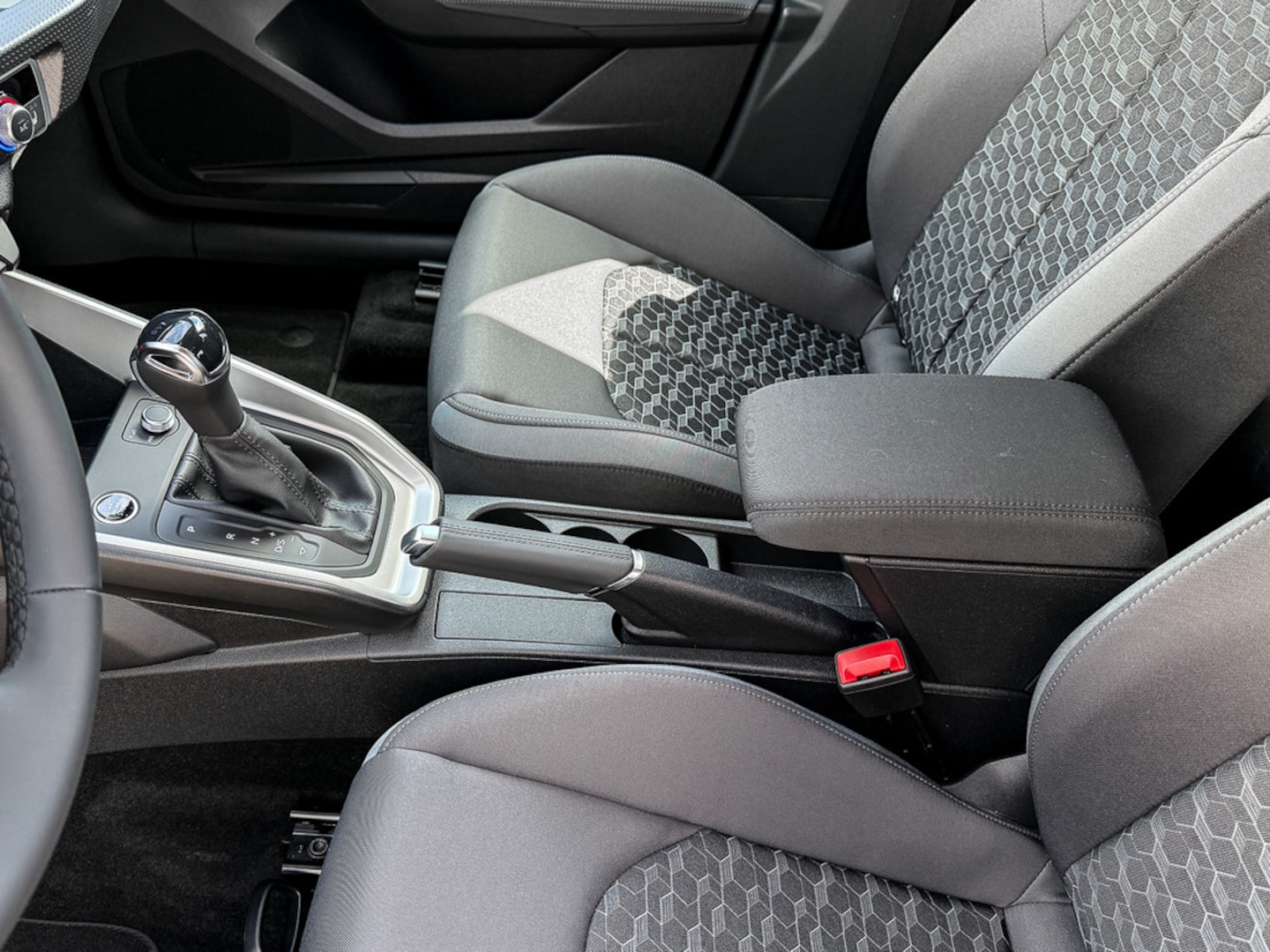 Bild über Audi A1 Sportback 30 TFSI S tronic - für weitere Informationen kontaktieren Sie den Audi Partner